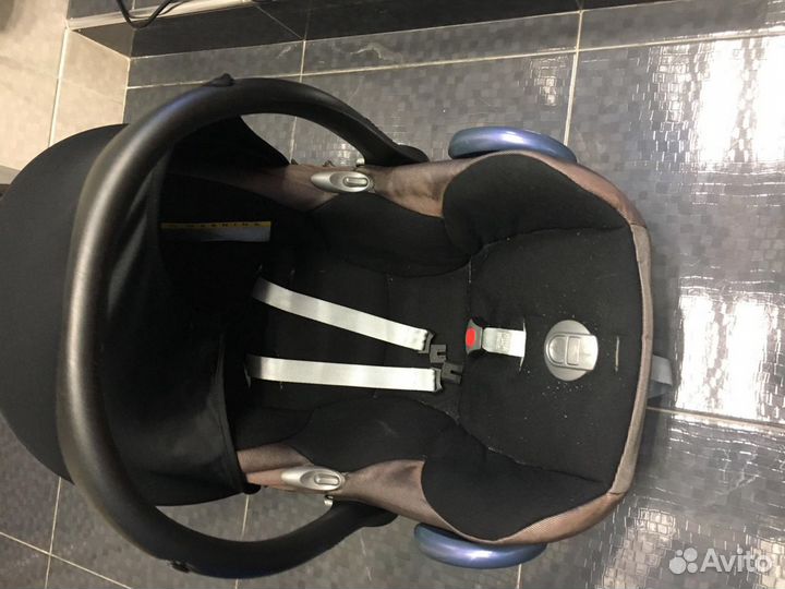 Автолюлька maxi cosi с базой
