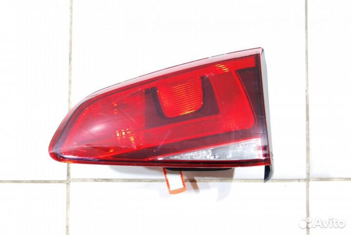Фонарь внутренний задний правый Volkswagen Golf 7