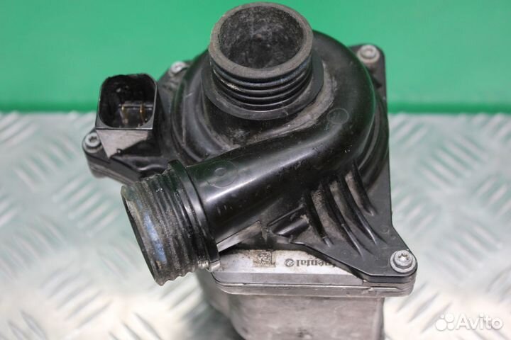 Помпа насос водяной N54 N55 BMW (оригинал)