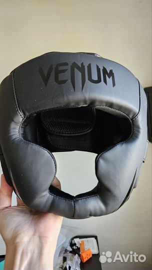Боксерский шлем venum новый