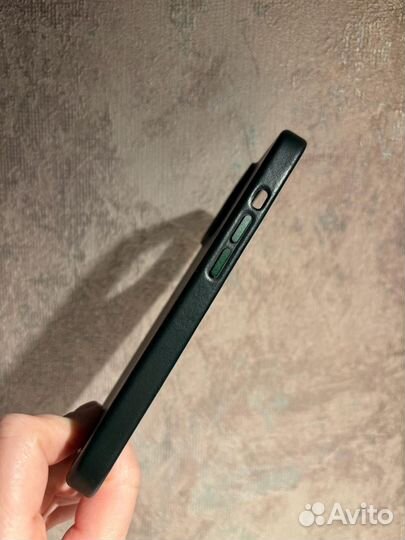 Оригинальный чехол на iPhone 13 pro