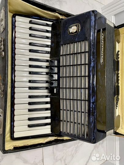 Аккордеон weltmeister stella 7/8