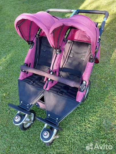 Коляска для двойни или погодок