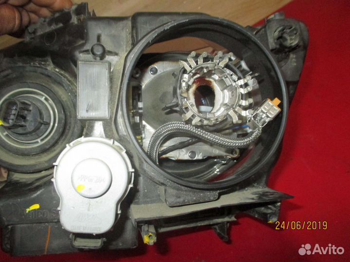 Фара правая Jeep Grand Cherokee (WK2) 2010) Джип