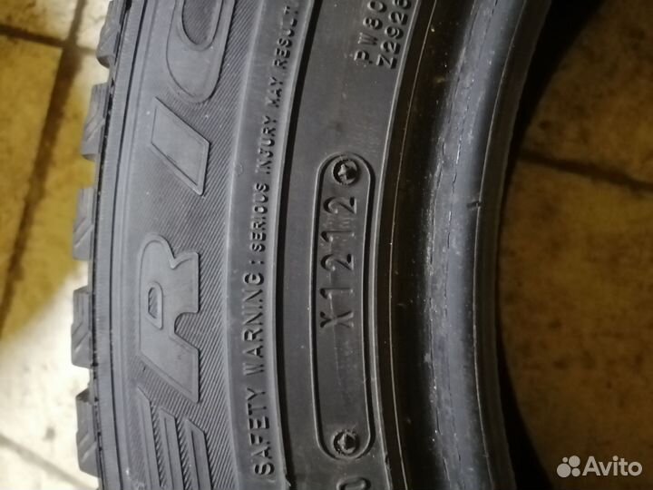 Dunlop SP Winter Ice 07 205/60 R16