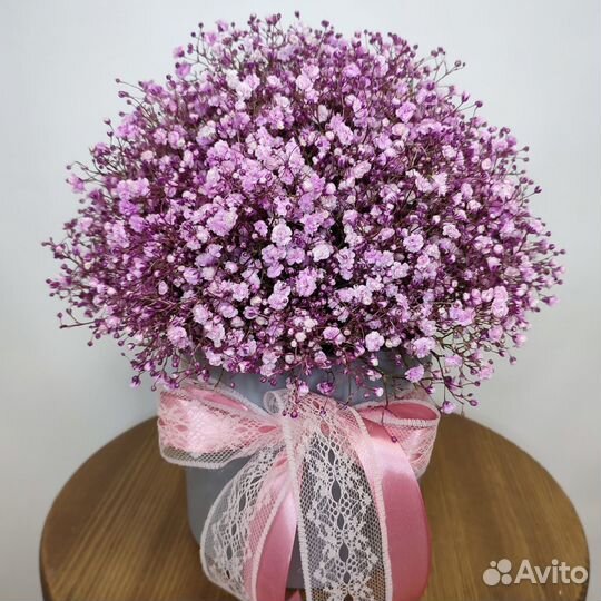 Цветы в коробке 300