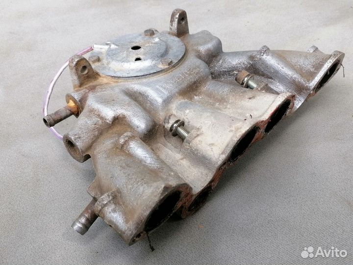 Коллектор впускной VW Passat B3 1988-1993