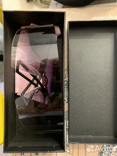 Солнцезащитные очки