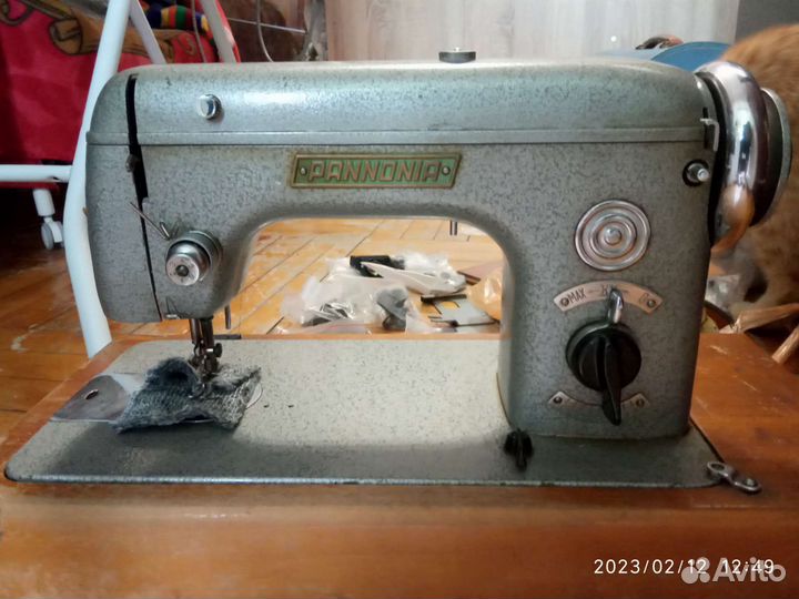 Швейная машина pannonia