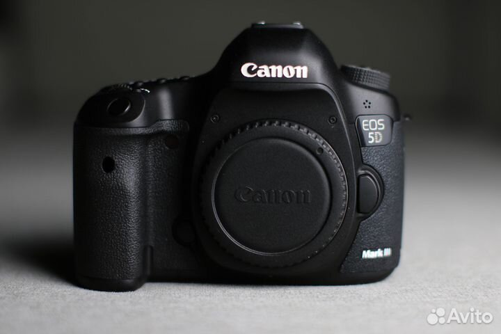 Фотоаппарат Canon EOS 5D Mark III