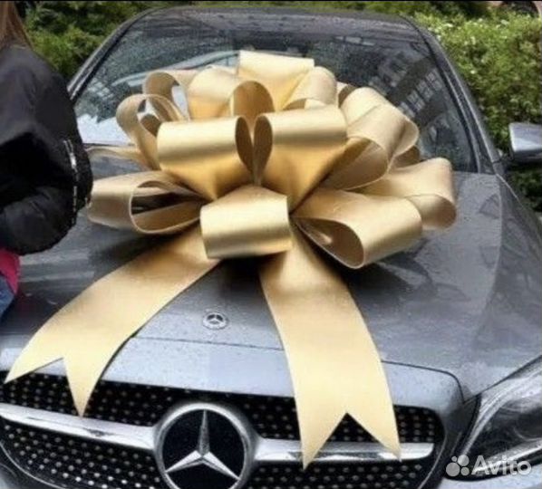 Большой бант на машину