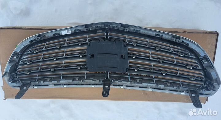 Решетка радиатора Mercedes W212 рест