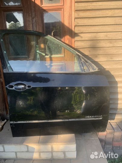 Дверь передняя правая