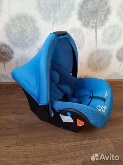 Детское автокресло 0+ мало б/у