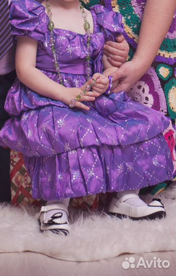 Платье для девочки. Размер 104