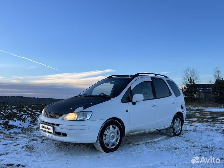 Toyota Corolla Spacio 1.6 AT, 1999, 247 000 км