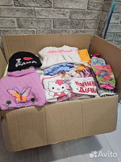 Огромная коробка вещей на девочку
