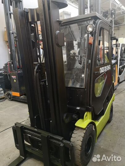 Вилочный погрузчик Clark C15D, 2012