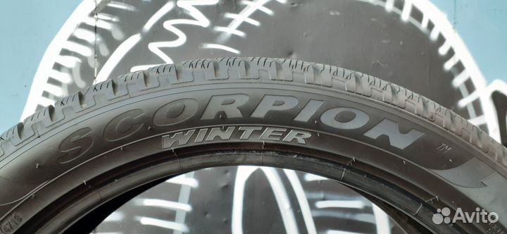 Pirelli Scorpion Winter 275/40 R22
