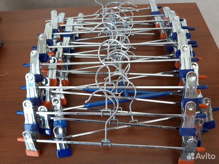 Вешалки плечики