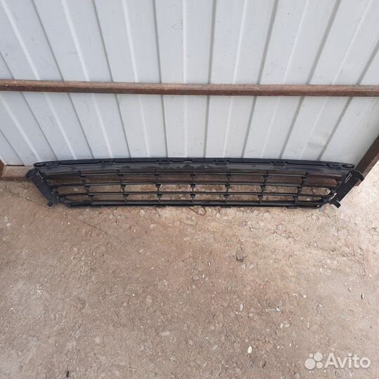 Решетка бампера передняя Volkswagen Polo 5