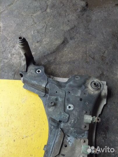 Подрамник передний для Renault Grand Scenic III