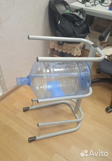 Стойка для бутылей 19л