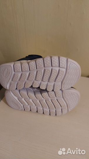 Кроссовки 31р