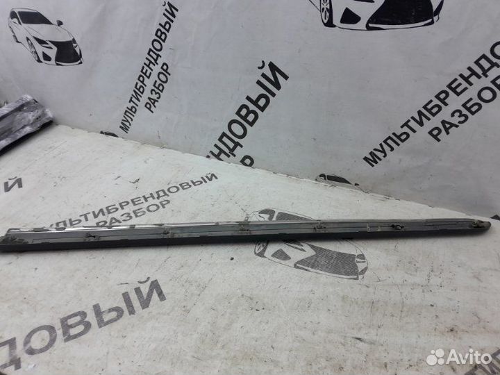 Молдинг двери передний левый Lexus Es 5