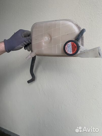 Расширительный бачок toyota corolla 13г