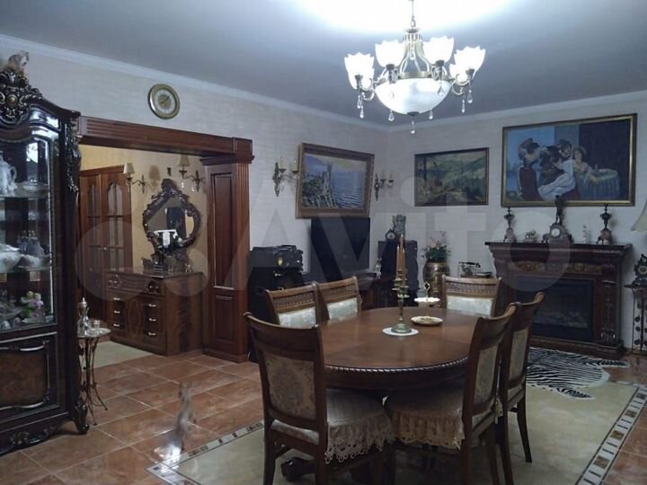 3-к. квартира, 97 м², 5/6 эт.