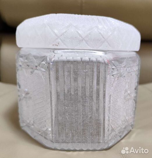 Винтажная антикварная матовая хрустальная шкатулка