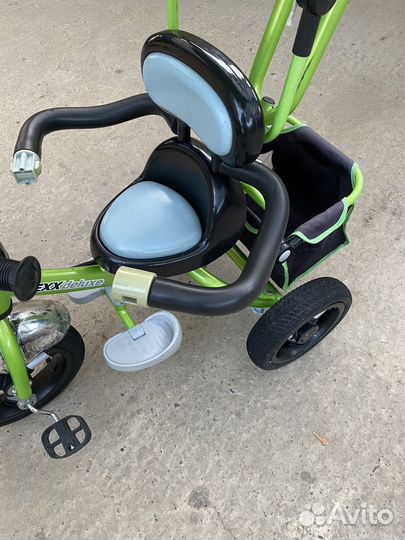 Детский велосипед с ручкой трехколесный