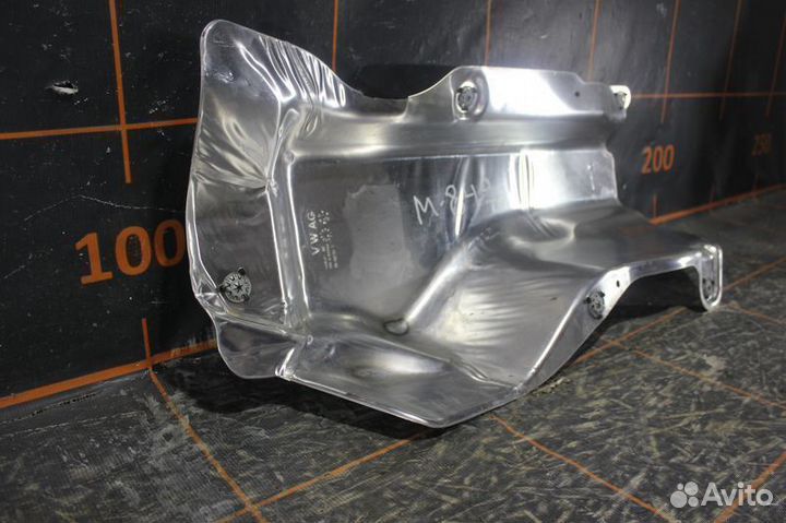 Экран теплозащитный - Skoda Rapid