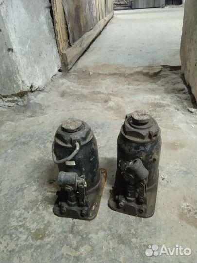 Домкрат гидравлический 20 тонн бу