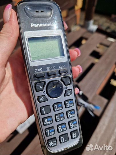 Телефон стационарный Panasonic KX-TG1611RU