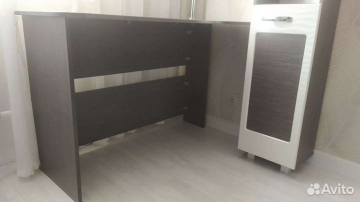 Уголок школника