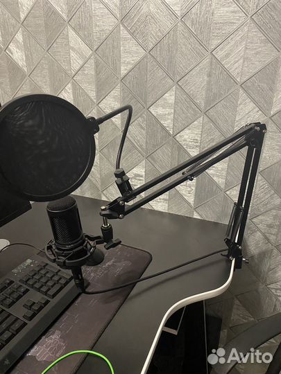 Микрофон audio technica AT 2020 xlr