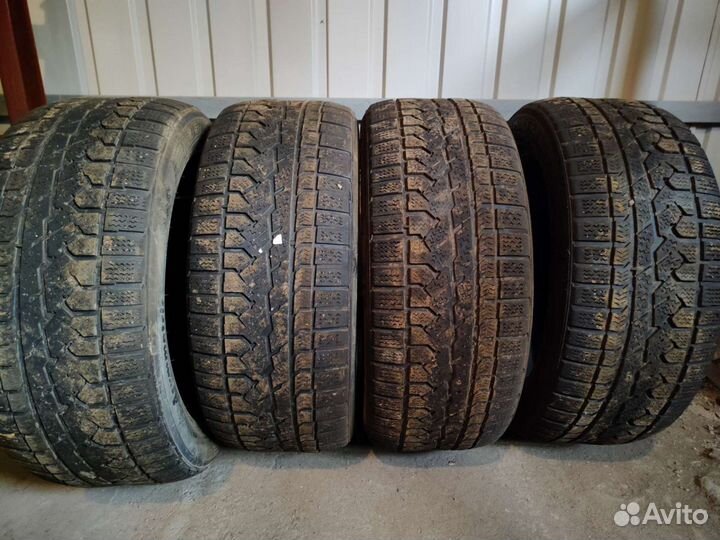Kumho WinterCraft WS71 255/50 R19