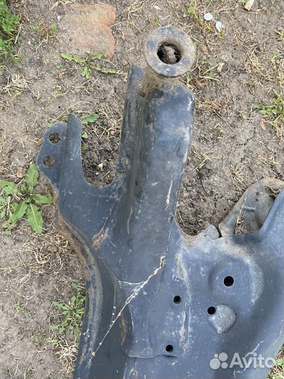 Подрамник toyota corolla 150