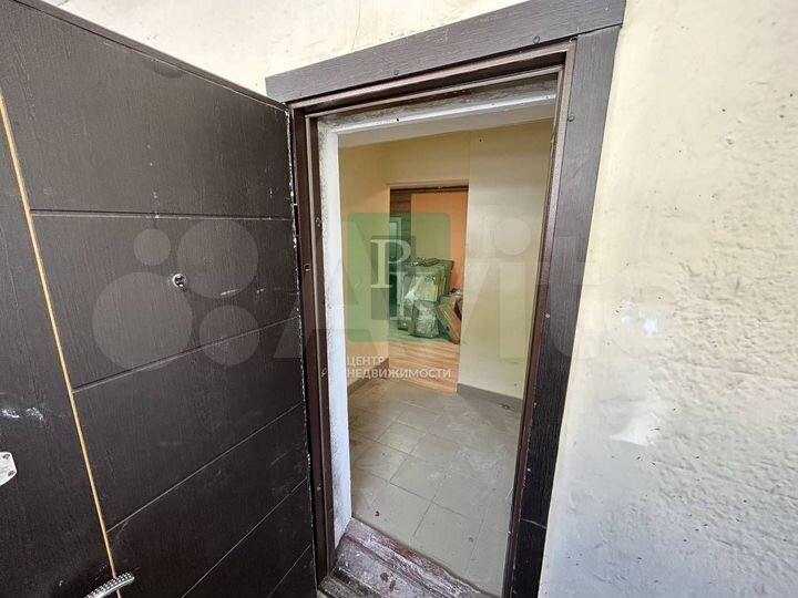 Помещение 100 м² на первой линии в центре города