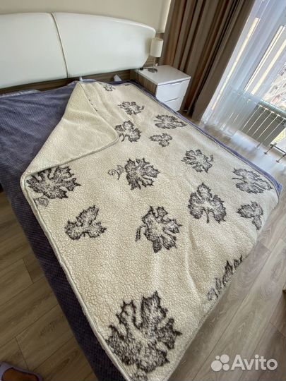 Одеяло шерстяное