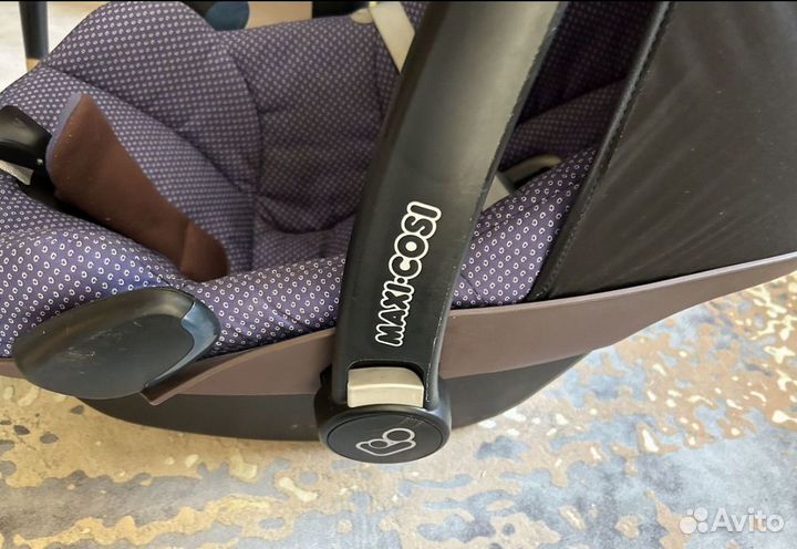 Автолюлька maxi cosi с базой isofix