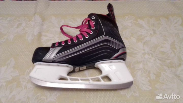 Коньки хоккейные взрослые