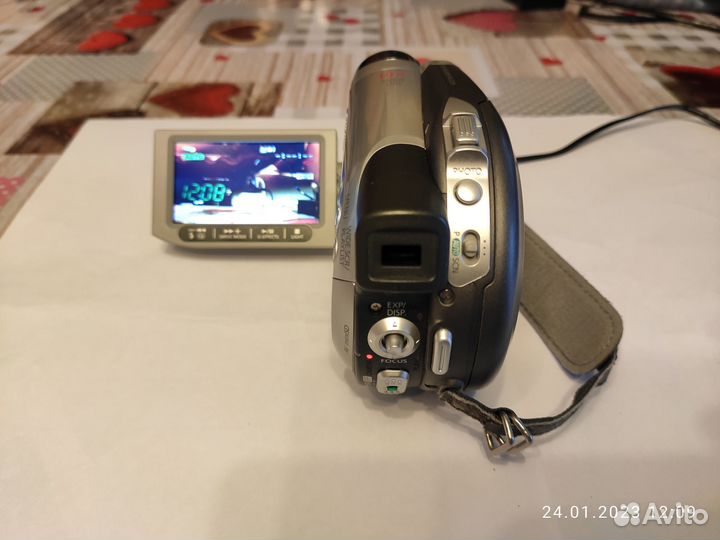 Видеокамера Canon DC19