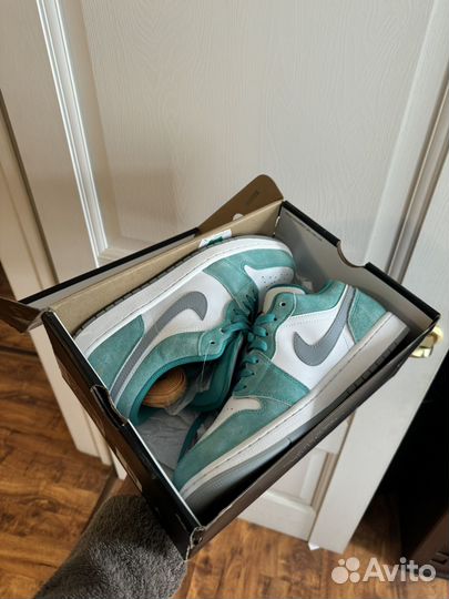 Jordan 1 Low New Emerald