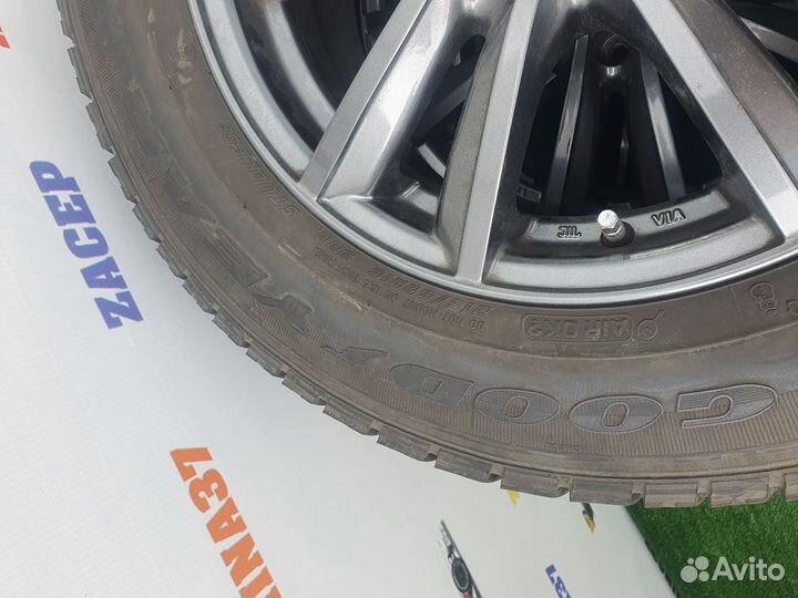 Goodyear Ice Navi 7 215/65 R16 98Q