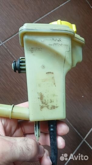 Бачок гур ford fusion, фиеста