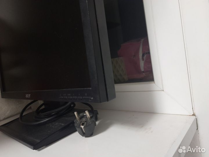 Монитор Acer 19 и 17