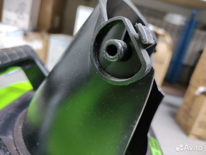 Снегоуборщик аккумуляторный Greenworks GD60PST 60V